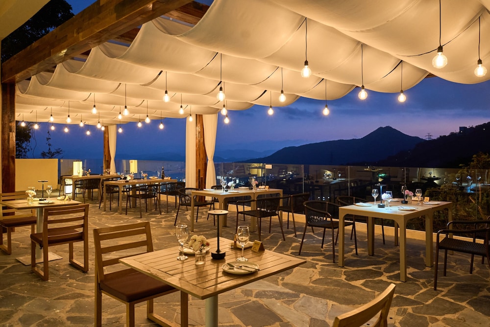Miyue Shenzhen Tianlu Secret Wild Wizard Holiday Hotel
