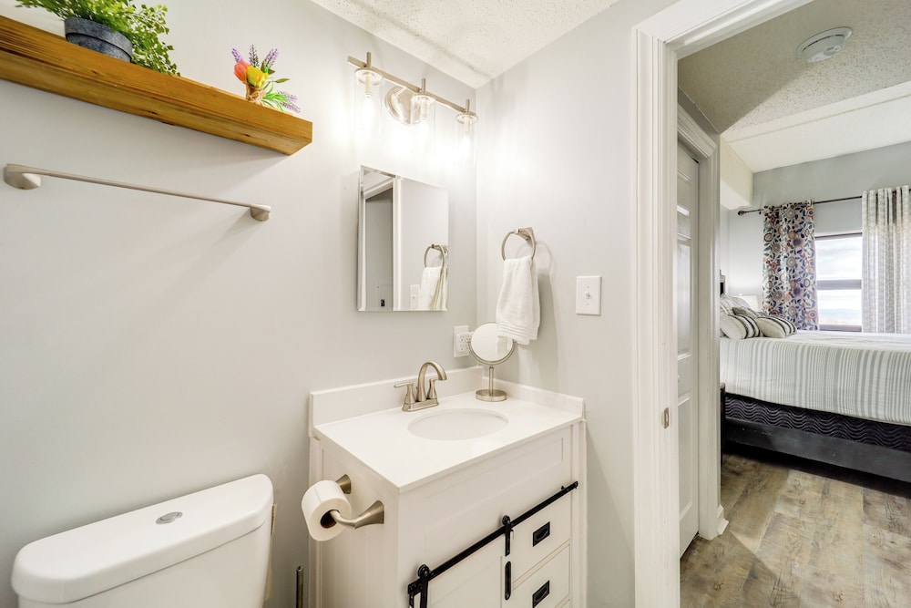 3 Mi to Sugar Mountain Ski Resort: Cozy Getaway!