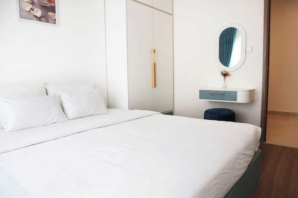 COZY- Vinhomes Grand Park Apartments