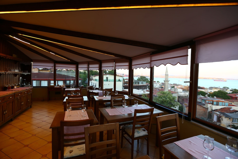 Emine Sultan Otel - Image 16