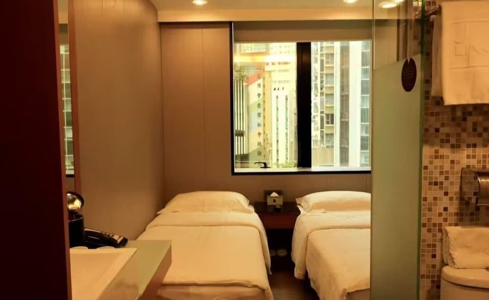J Link Hotel