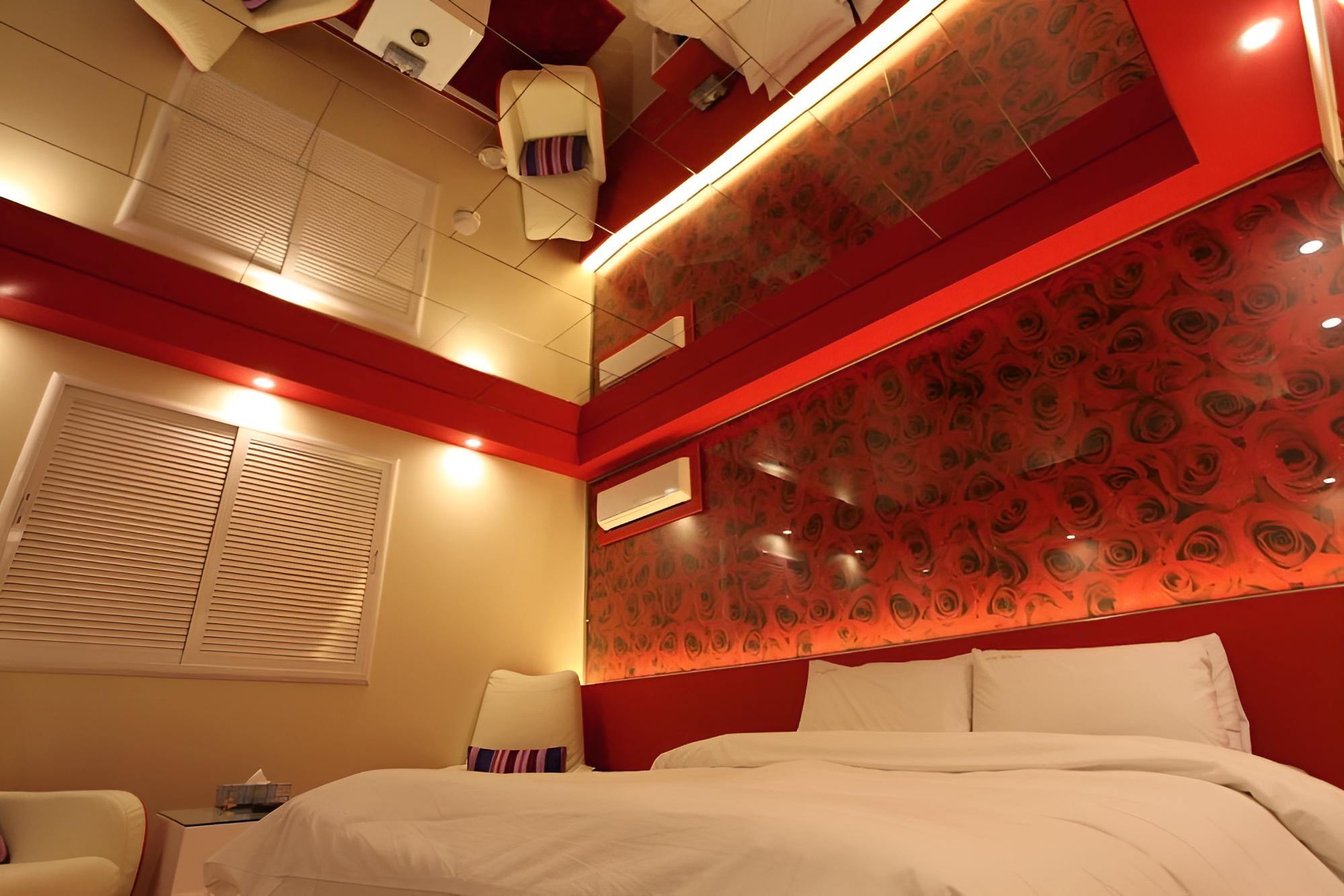 S-Petite Hotel