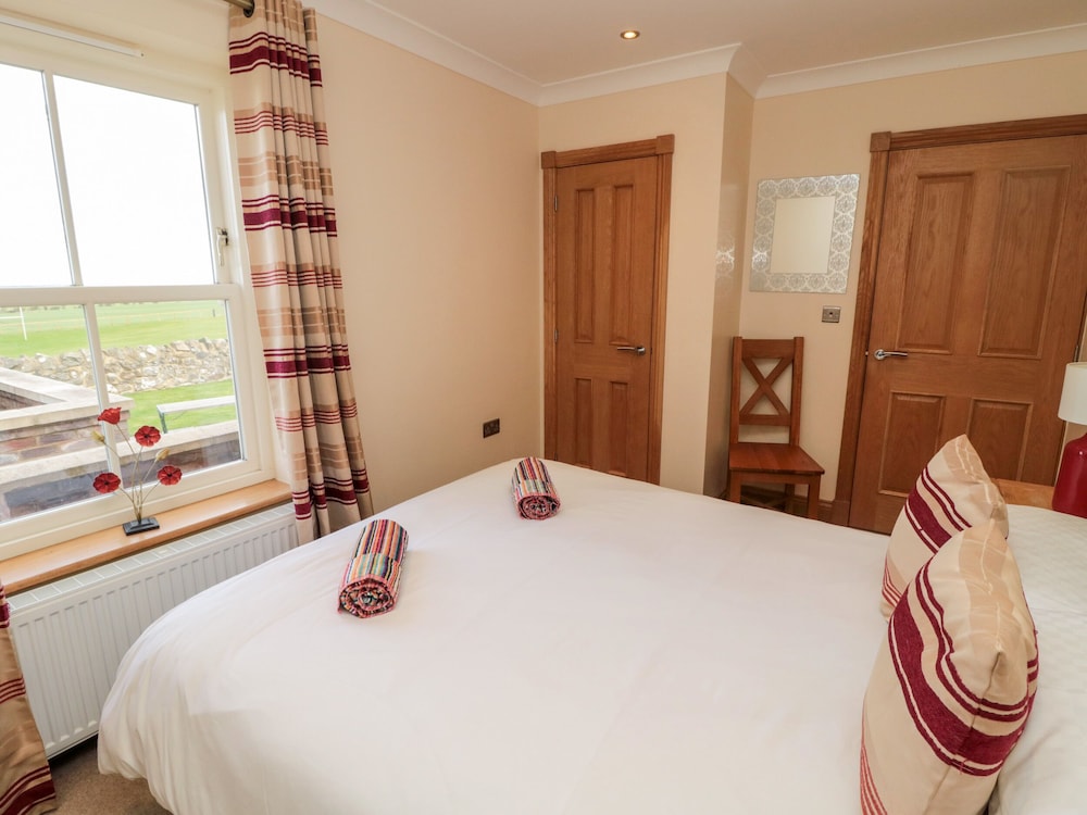 Alnwick Vacations - West Gate - Property Image 3