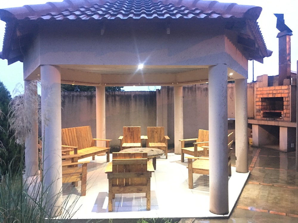 Valley View Lodge