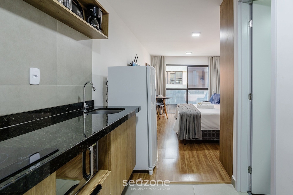 Modern Studio Near Downtown Pgo301