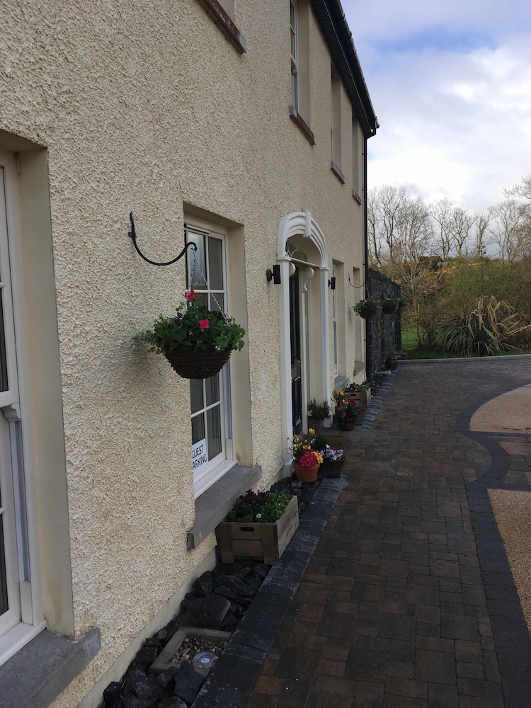 The Rocks Bed & Breakfast