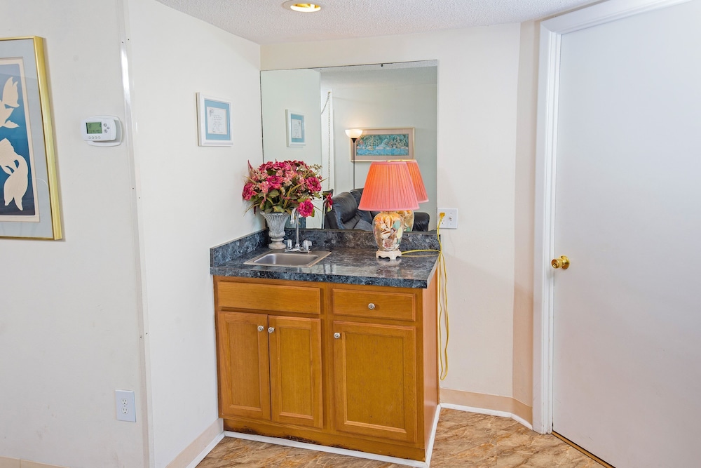 Sands Beach Club 120 2 Bedroom Condo