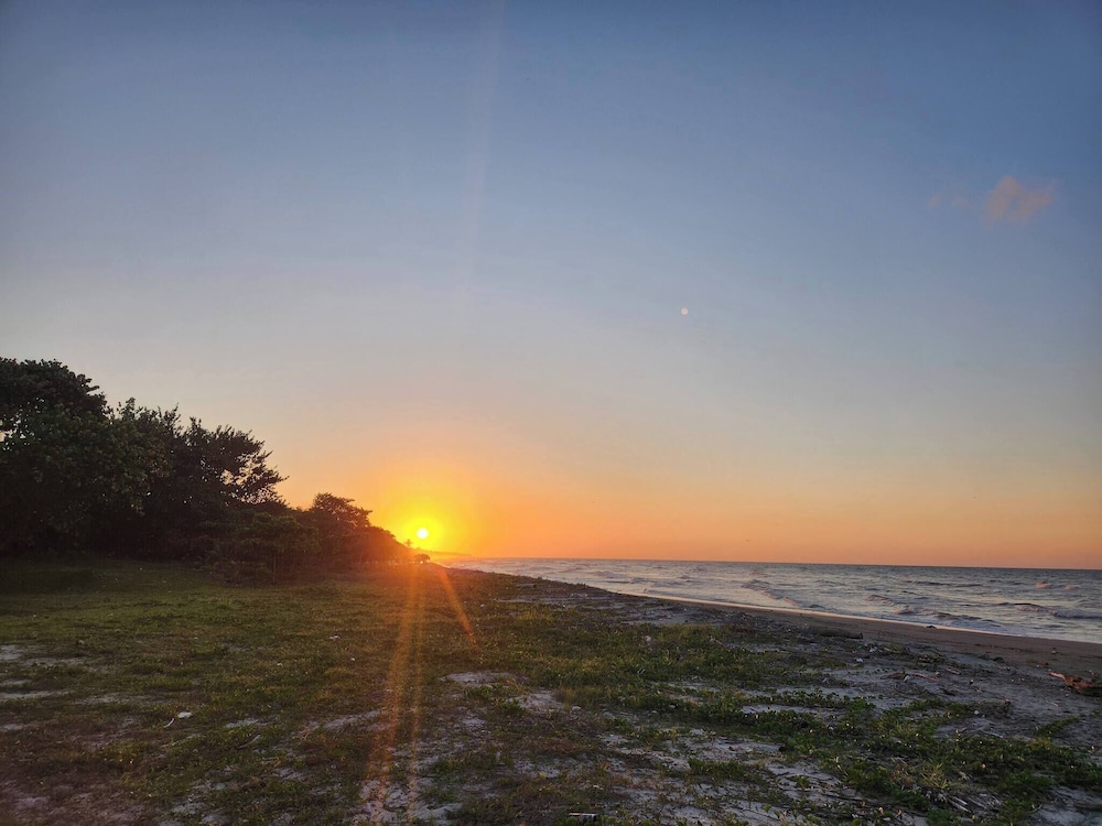 Elegant Chalet 2 Minutes From the Beach Ideal Families
