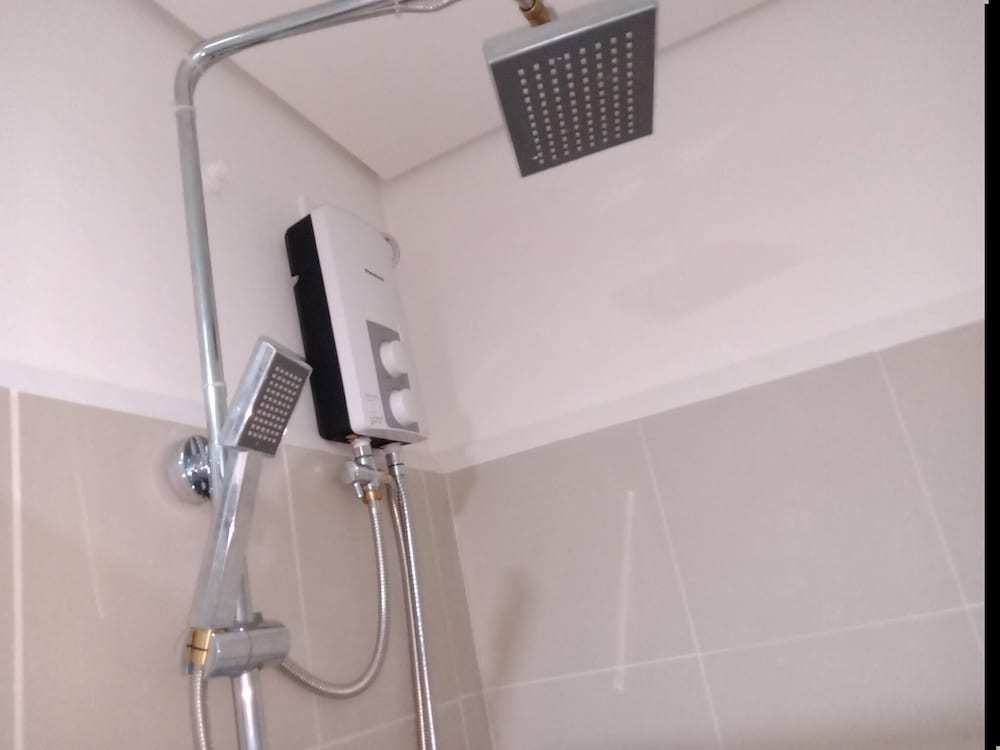 Luxurious Bayview 2BR Near MOA Picc CCP Free Wifi