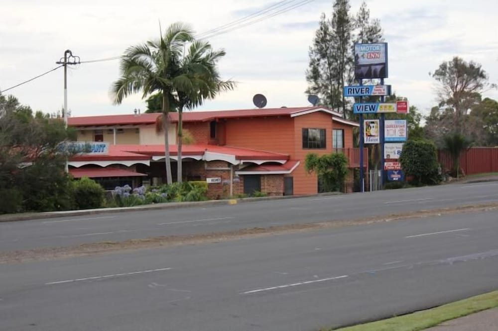 Riverview Motor Inn