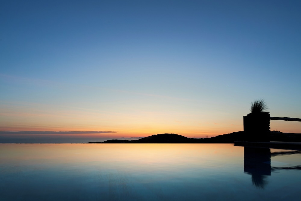 Mythic Villa