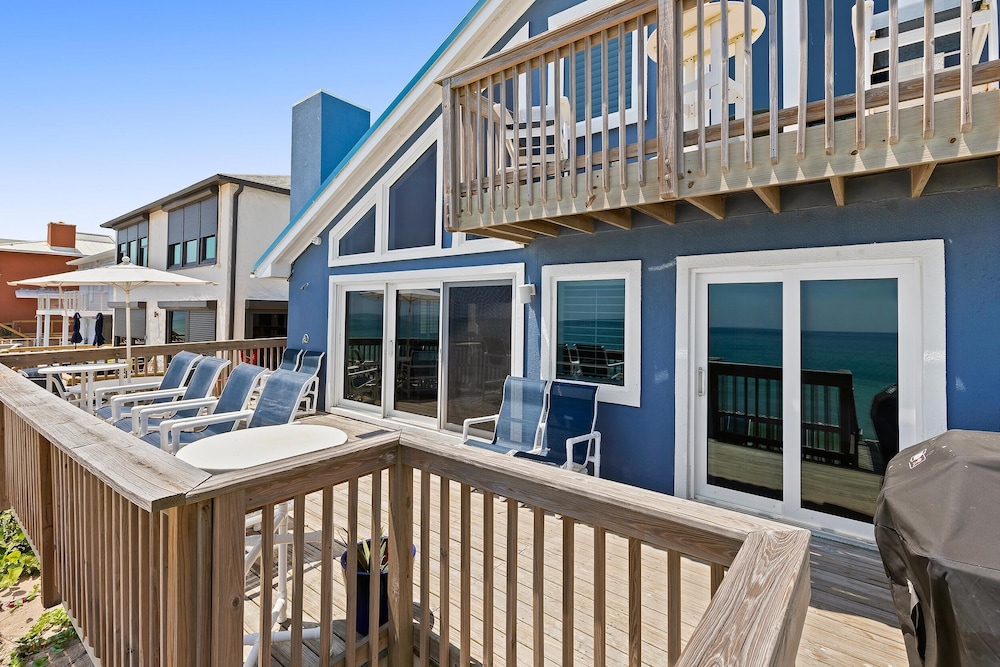 Dolphin House