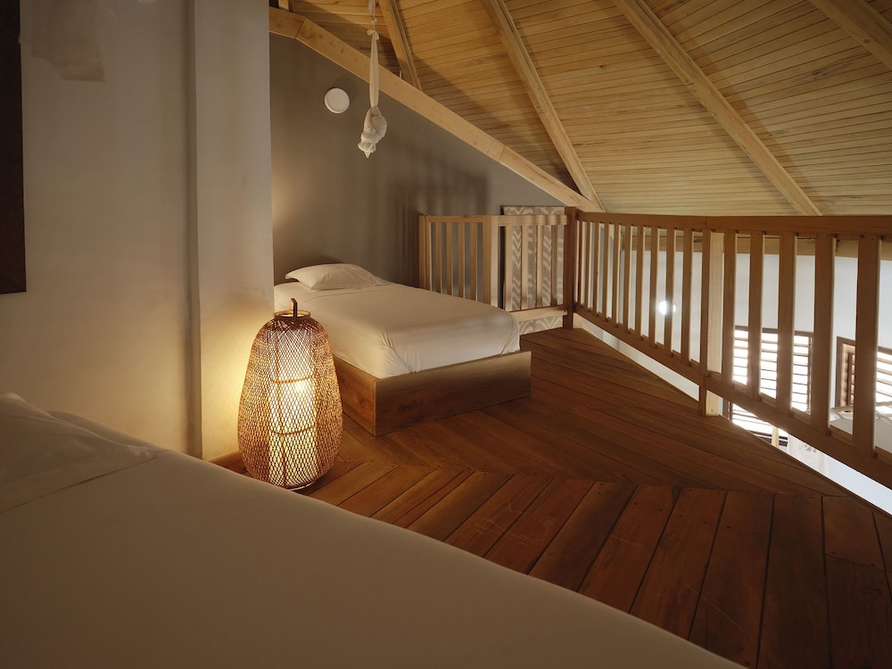 Antsanitia Resort
