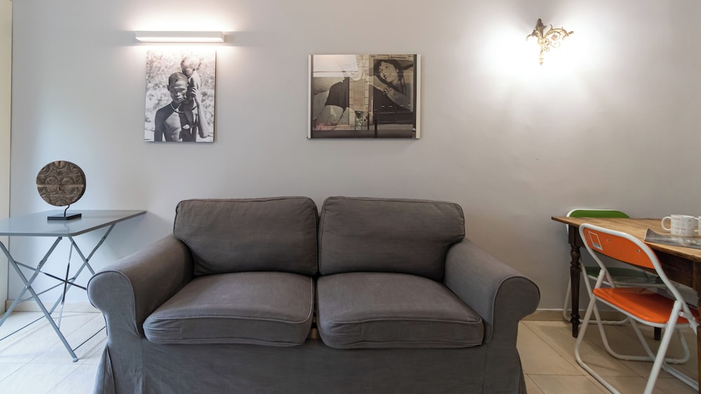 Italianway - Rosmini 13 D