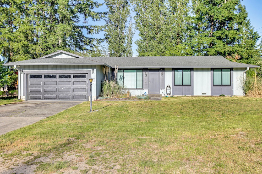 Golf, Hike, Dine & Relax: Home in Port Orchard, photo 4