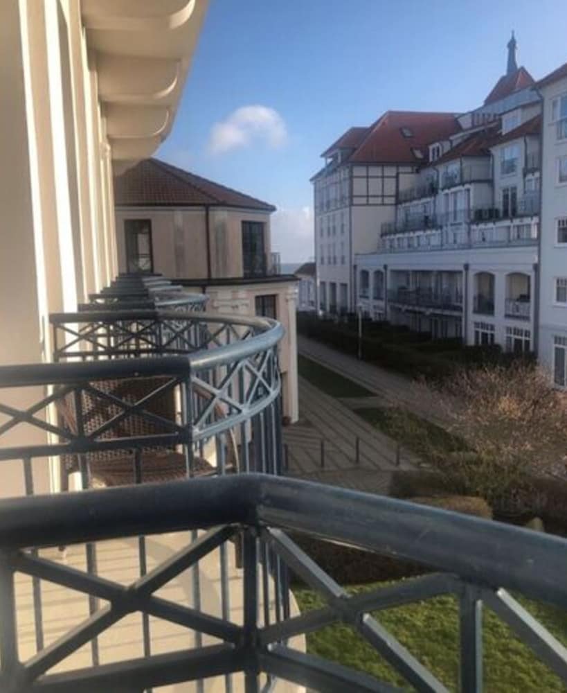 Holiday Apartment With the Sound of the sea