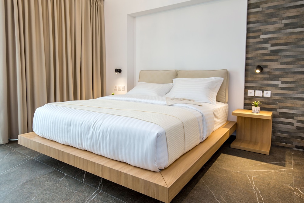 Epicentrum Suites photo 3