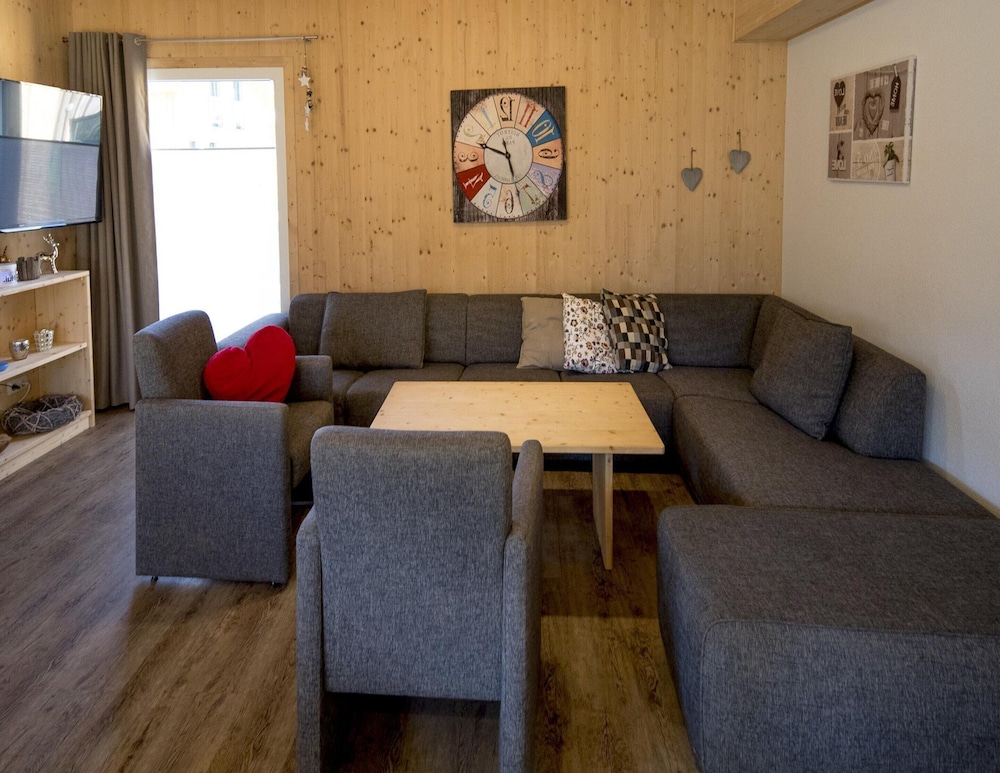 Charming Chalet With Whirlpool