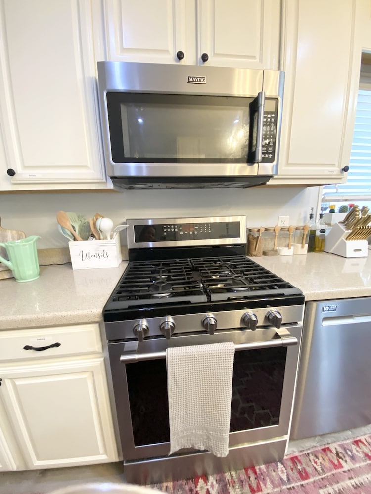 Uptown French Haven 3 Bedroom Residence