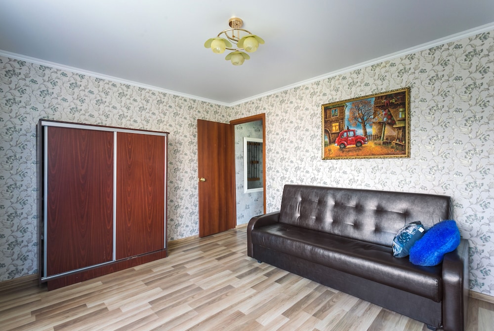 Apartment on Vorontsovskaya 44
