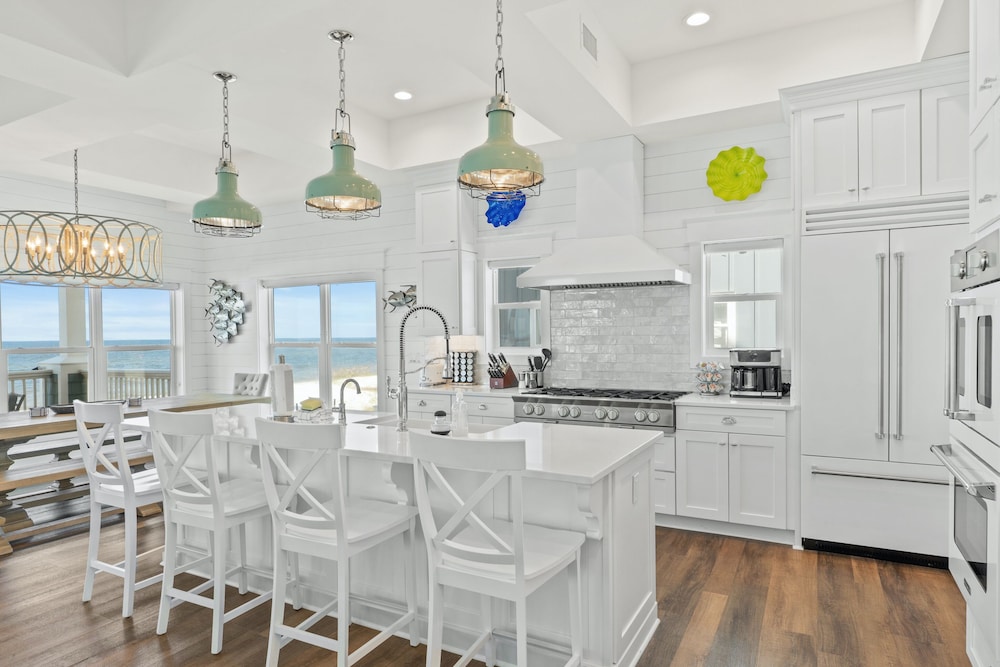 Beach House - Sailfish by PHG view 4