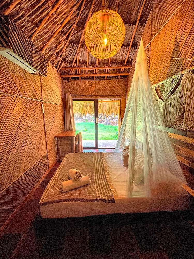 Hotel Isla Mucura