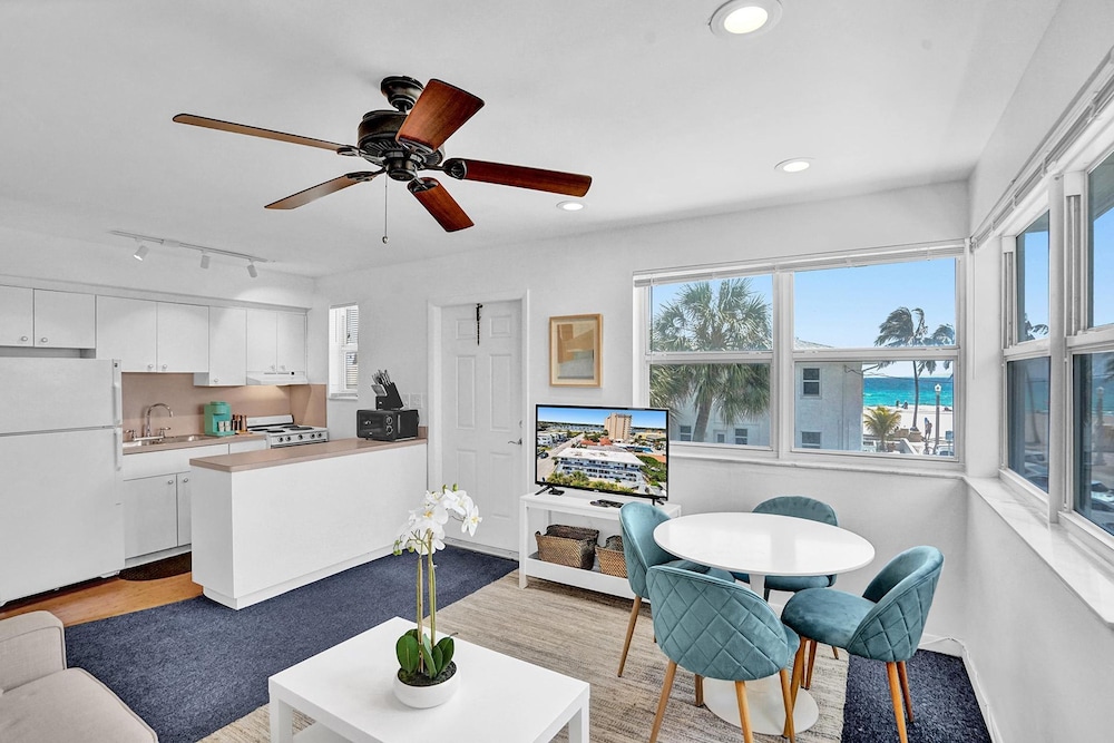 Marine Villas 5 in Hollywood
