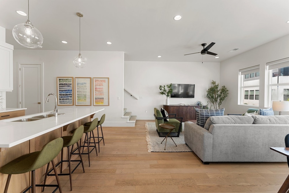 Villa #26 At Bloomington Country Club - Sunset Retreat 4 Bedroom Townhouse