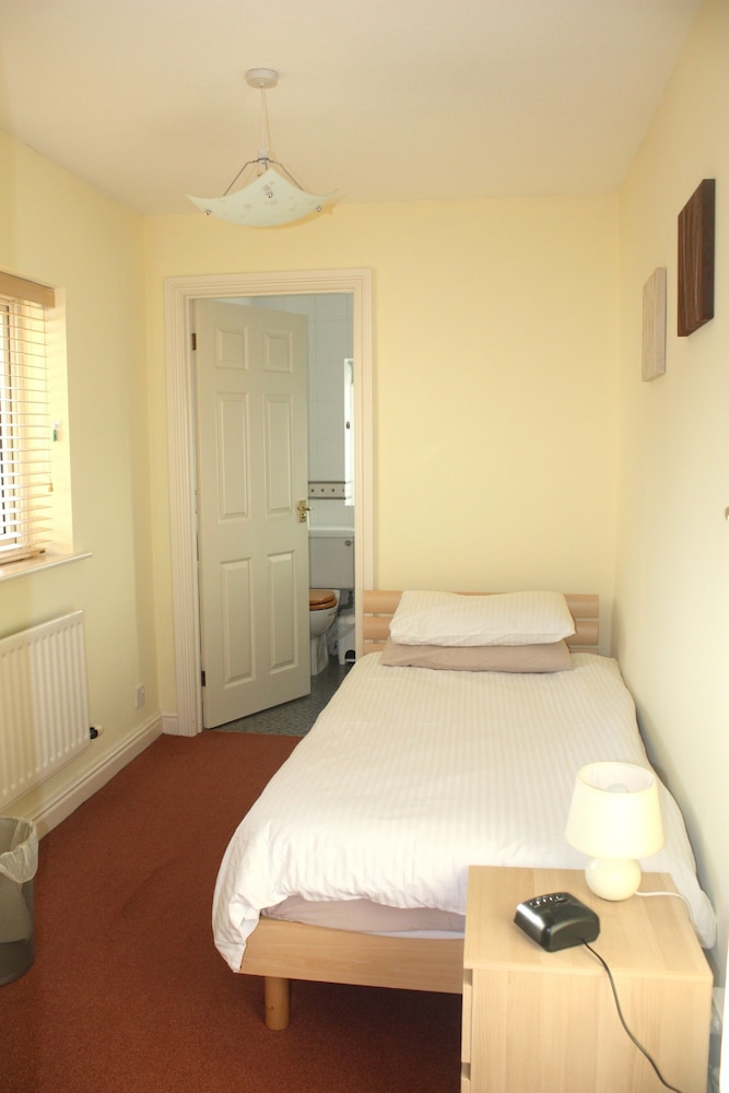 Gable Cottage view 3