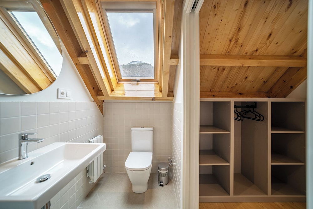 Aran Hostel