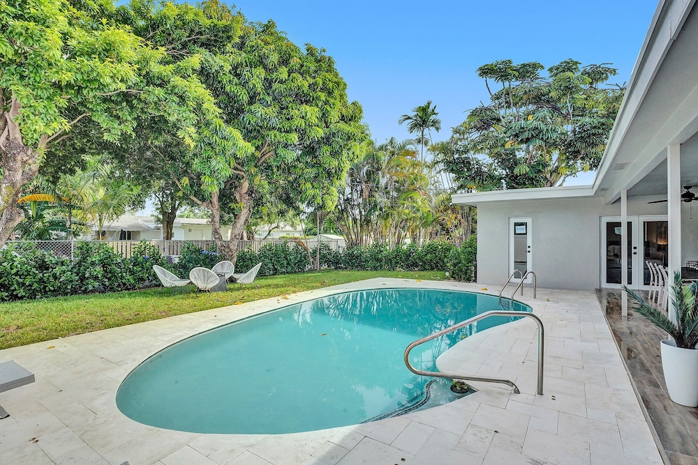 Incredible 4BR Home with Heated Pool - Image 5