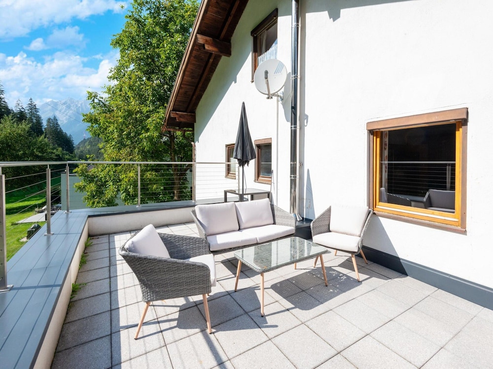 Spacious Apartment With Balcony