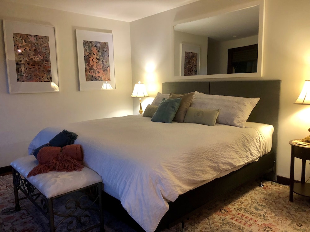 Davis Brook Retreat
