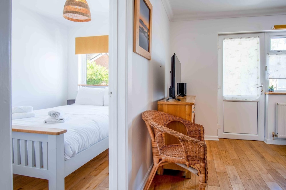 Cosy Cottage - 2 Bedroom Cottage - Mumbles