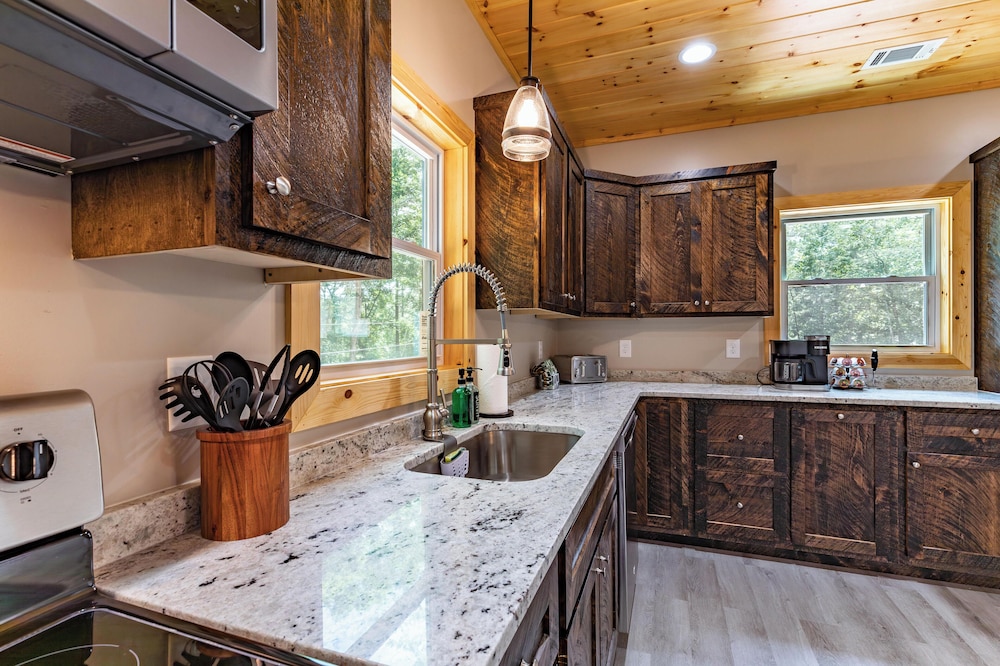 Cozy Cabin in Ellijay Near Blue Ridge