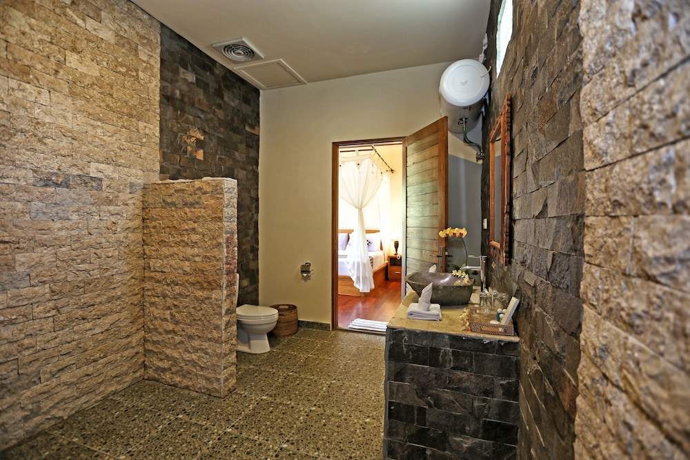 Bhanuswari Resort & Spa - Image 2