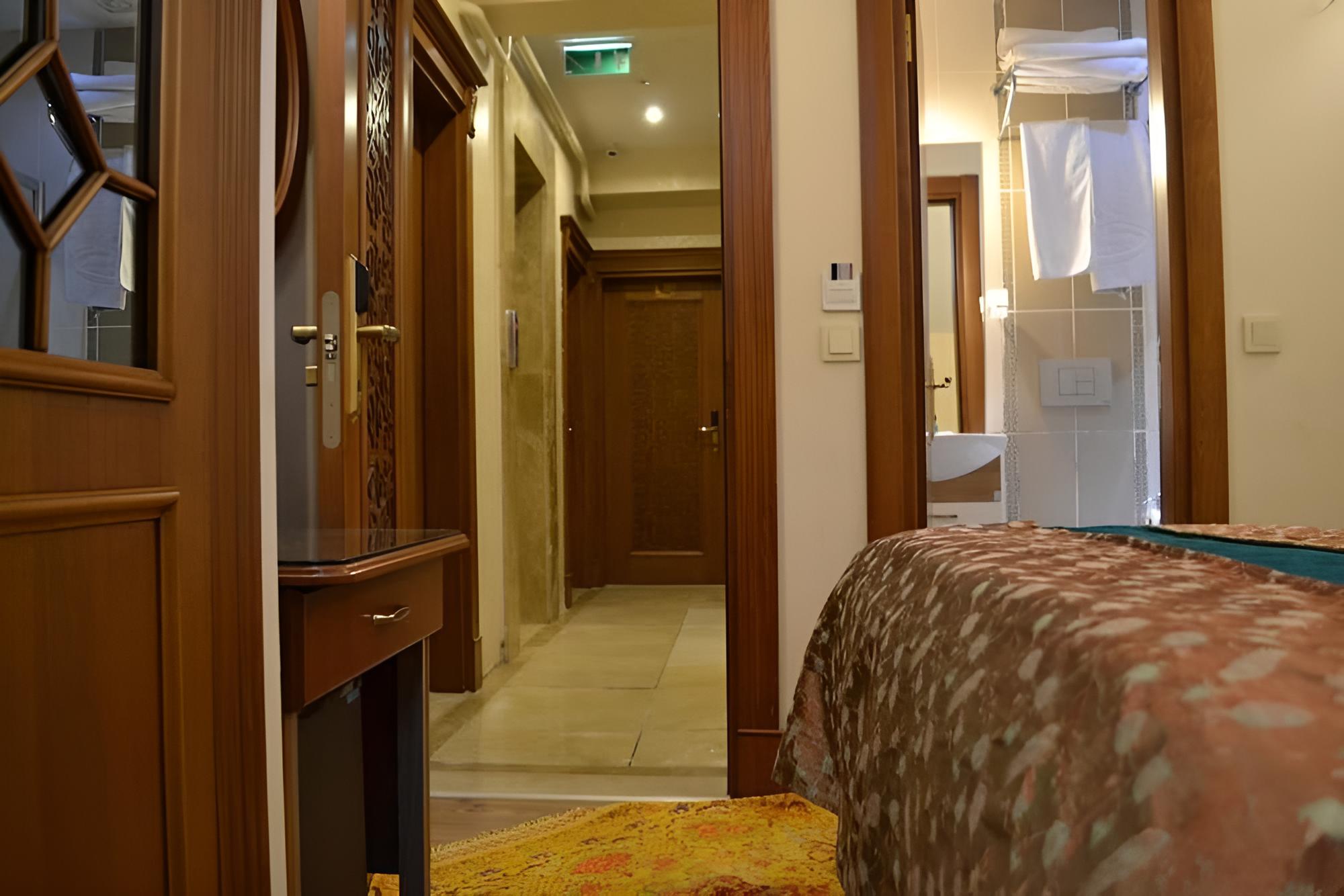 Istanbul Mosq Hotel at Fatih