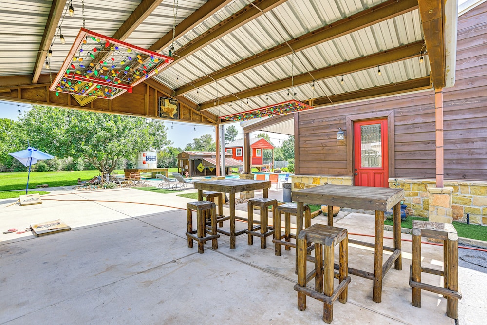 Lazy River Retreat in Cypress w/ Backyard Oasis!