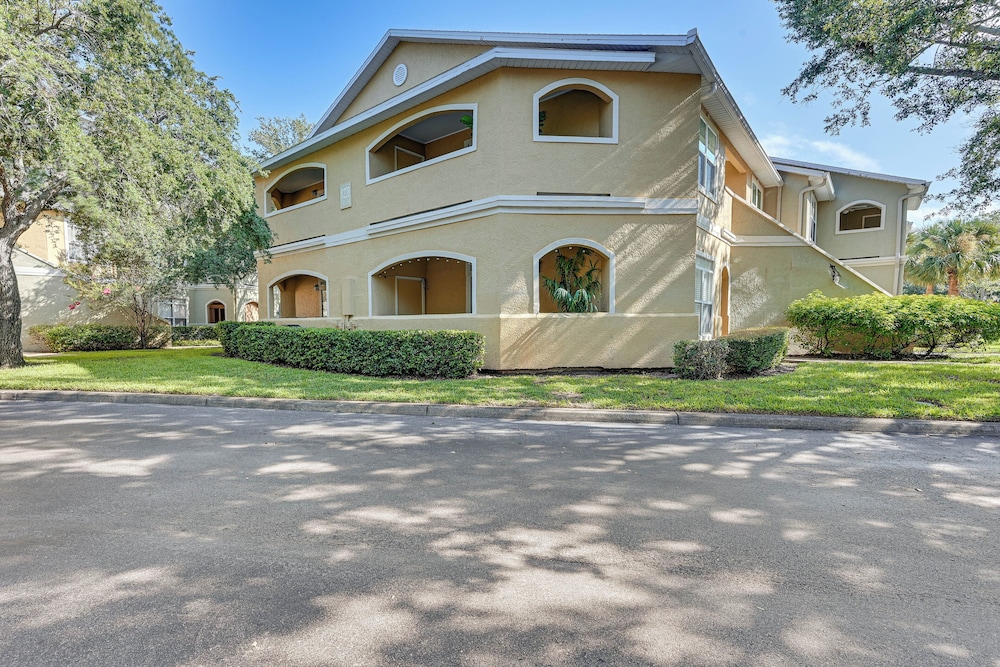 Saltwater Pool + 4 Mi to Beach: Clearwater Condo!