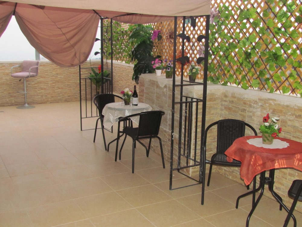 Royal Guest House