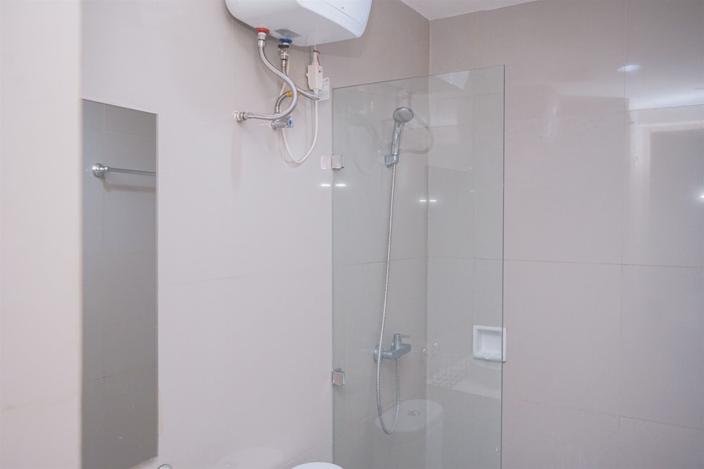 Modern Look And Homey 2Br Apartment Tree Park City Bsd