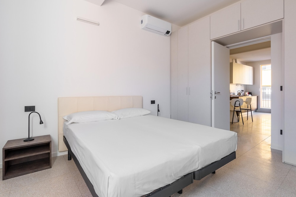 White Calla Apartment by Wonderful Italy
