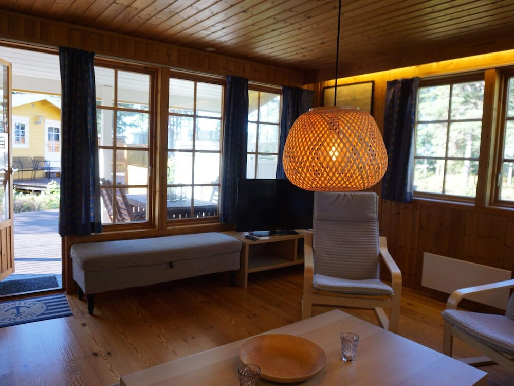 6 Person Holiday Home in Stromstad
