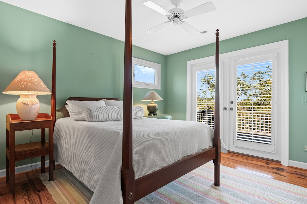 Lachicotte Vacation Rentals