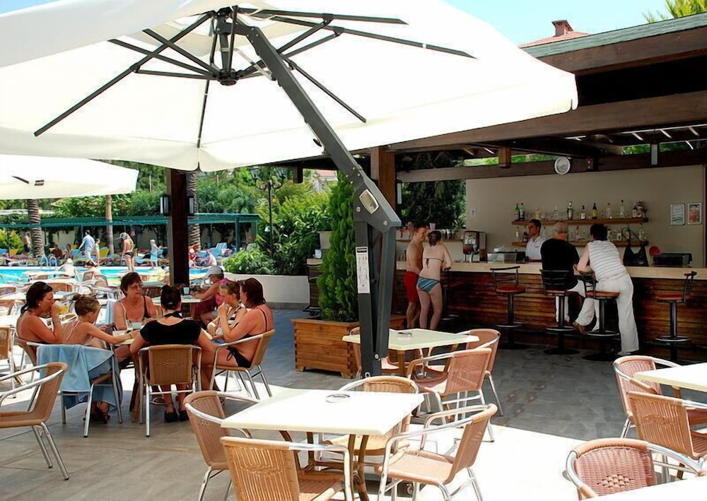 Side Breeze Hotel - All Inclusive