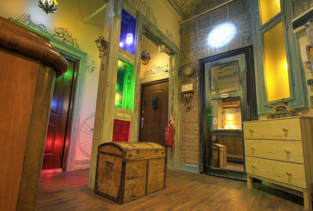 Lavender Circus Hostel