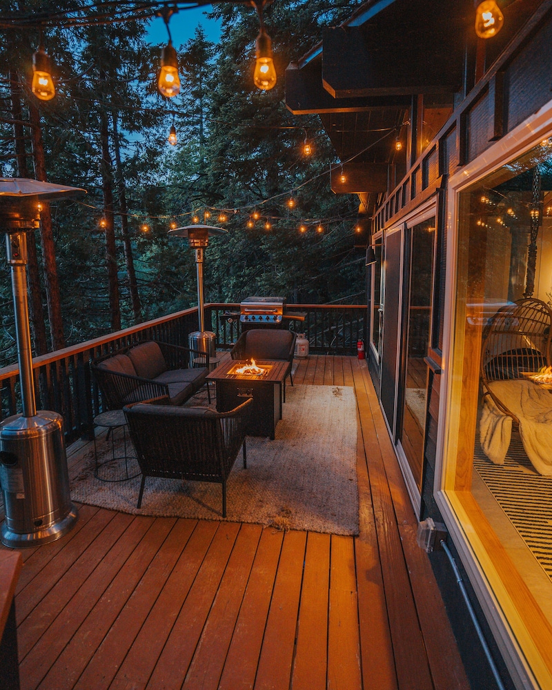 Lightfoot Cabin
