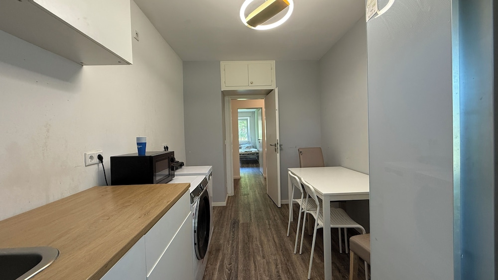 Three Bedroom Comfort Apartment Maintal