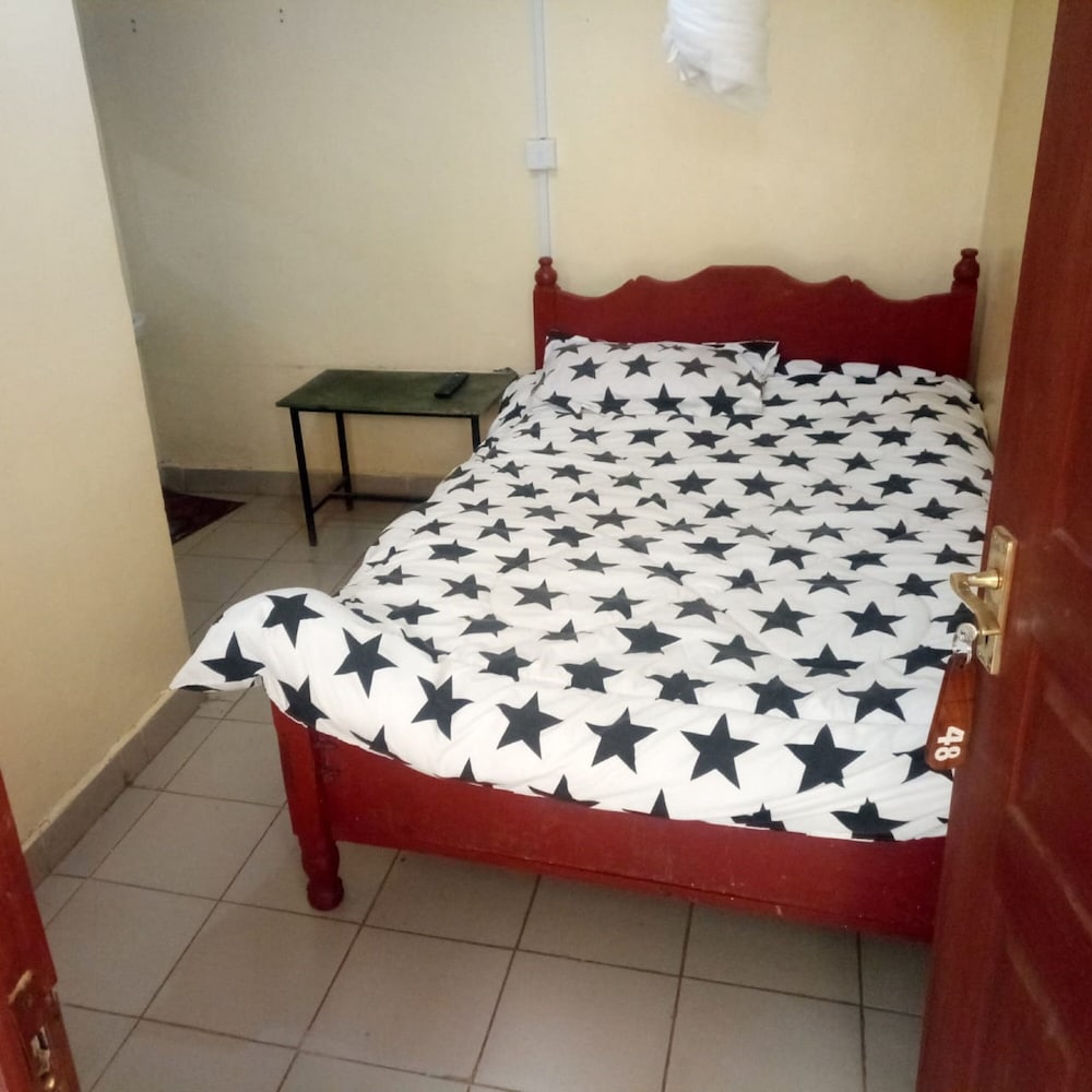 Tausi Bar & Lodging view 4