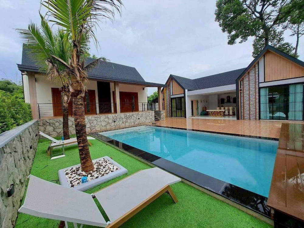 Naisuan villa